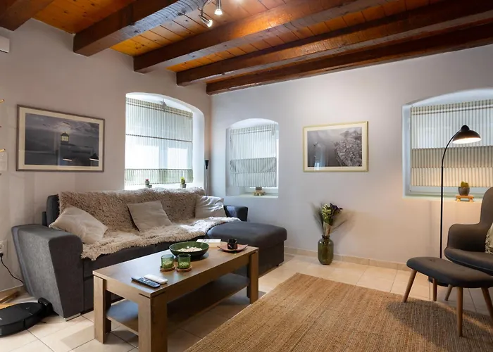 Alma Libre / Campiello / Corfu Old Town Apartment *